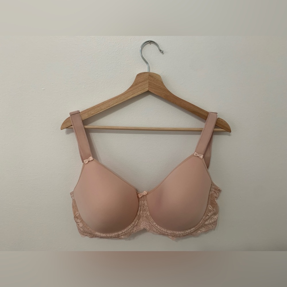 Neutral large cup bra Change lingerie